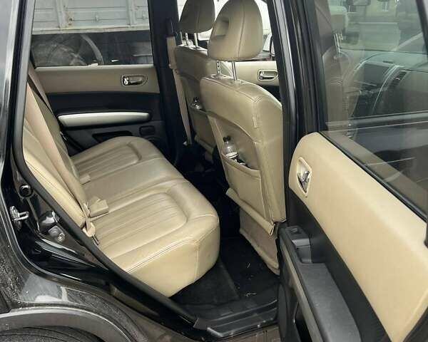 Черный Ниссан ИксТрейл, объемом двигателя 2.5 л и пробегом 350 тыс. км за 6300 $, фото 1 на Automoto.ua