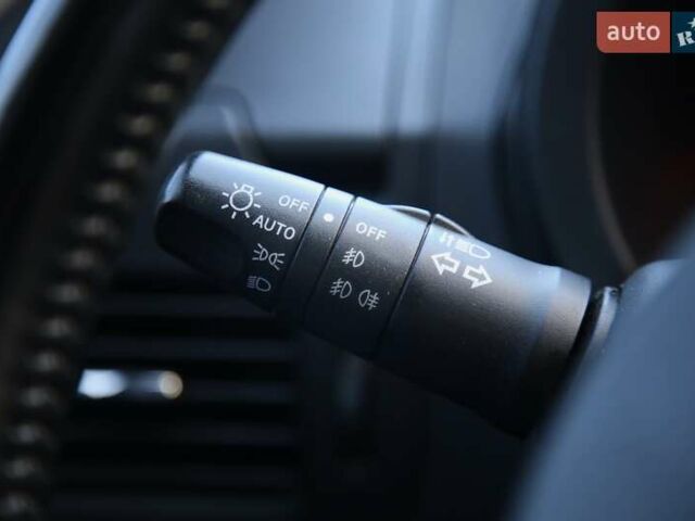 Черный Ниссан ИксТрейл, объемом двигателя 2 л и пробегом 213 тыс. км за 11999 $, фото 20 на Automoto.ua