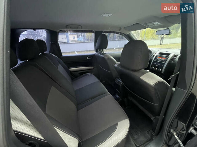 Черный Ниссан ИксТрейл, объемом двигателя 2 л и пробегом 169 тыс. км за 10900 $, фото 24 на Automoto.ua