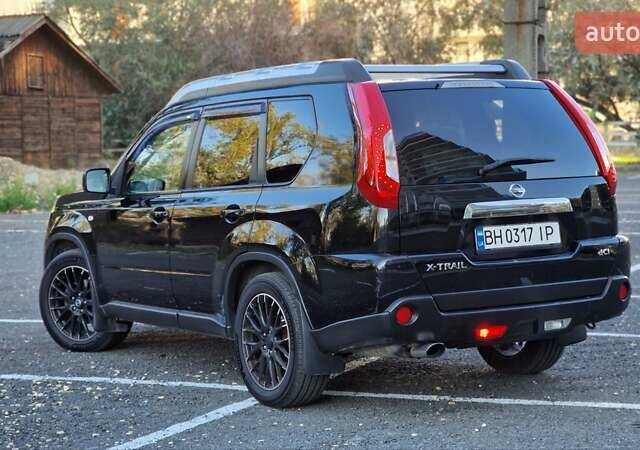 Чорний Ніссан ІксТрейл, об'ємом двигуна 2 л та пробігом 179 тис. км за 12500 $, фото 9 на Automoto.ua