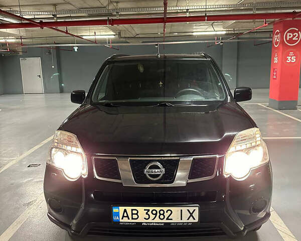 Черный Ниссан ИксТрейл, объемом двигателя 2 л и пробегом 183 тыс. км за 10500 $, фото 18 на Automoto.ua