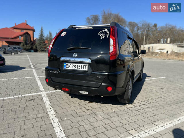 Чорний Ніссан ІксТрейл, об'ємом двигуна 2 л та пробігом 224 тис. км за 12400 $, фото 16 на Automoto.ua