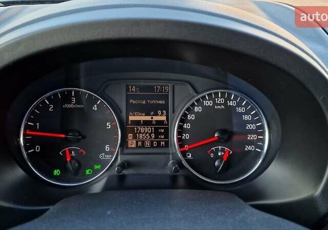 Чорний Ніссан ІксТрейл, об'ємом двигуна 2 л та пробігом 179 тис. км за 12500 $, фото 16 на Automoto.ua