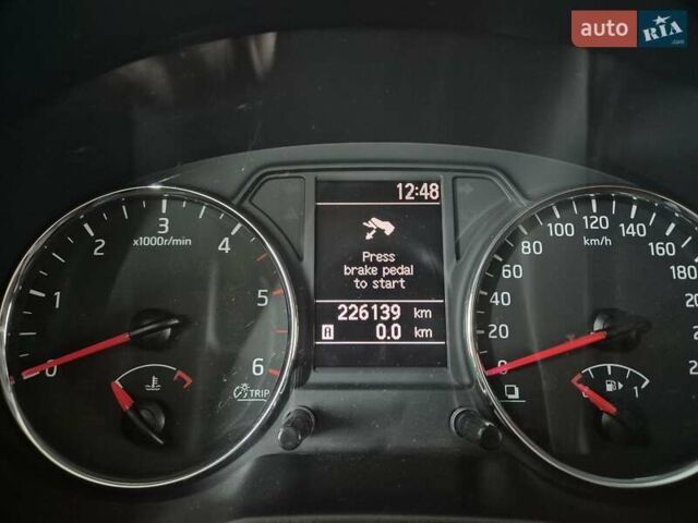 Чорний Ніссан ІксТрейл, об'ємом двигуна 2 л та пробігом 226 тис. км за 12300 $, фото 20 на Automoto.ua