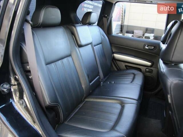 Черный Ниссан ИксТрейл, объемом двигателя 2 л и пробегом 213 тыс. км за 11999 $, фото 8 на Automoto.ua