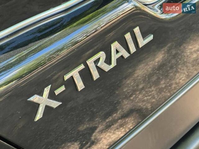 Чорний Ніссан ІксТрейл, об'ємом двигуна 2 л та пробігом 159 тис. км за 10600 $, фото 16 на Automoto.ua