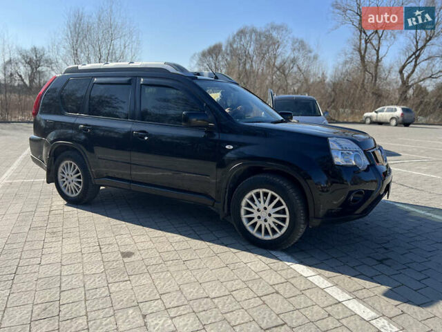 Чорний Ніссан ІксТрейл, об'ємом двигуна 2 л та пробігом 224 тис. км за 12400 $, фото 24 на Automoto.ua