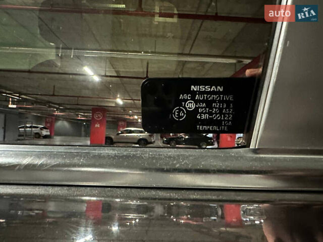 Черный Ниссан ИксТрейл, объемом двигателя 2 л и пробегом 183 тыс. км за 10500 $, фото 32 на Automoto.ua