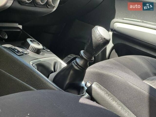 Чорний Ніссан ІксТрейл, об'ємом двигуна 2 л та пробігом 159 тис. км за 10600 $, фото 27 на Automoto.ua