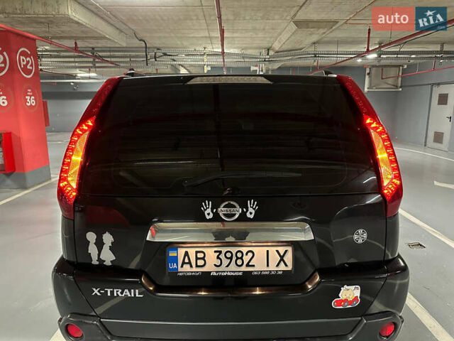 Черный Ниссан ИксТрейл, объемом двигателя 2 л и пробегом 183 тыс. км за 10500 $, фото 19 на Automoto.ua