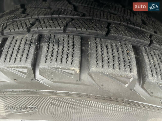 Черный Ниссан ИксТрейл, объемом двигателя 2 л и пробегом 169 тыс. км за 10900 $, фото 9 на Automoto.ua