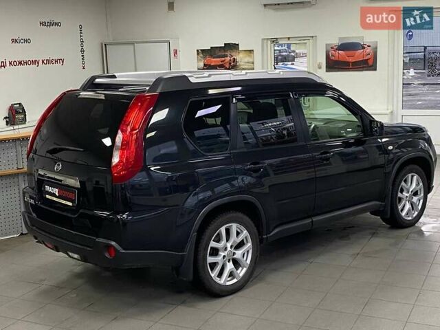 Чорний Ніссан ІксТрейл, об'ємом двигуна 2 л та пробігом 54 тис. км за 15490 $, фото 8 на Automoto.ua