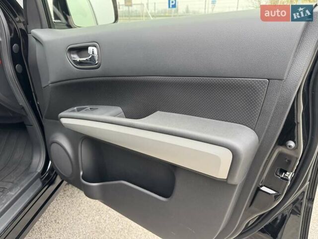 Черный Ниссан ИксТрейл, объемом двигателя 2 л и пробегом 11 тыс. км за 18500 $, фото 55 на Automoto.ua