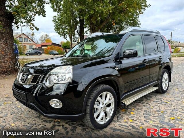 Черный Ниссан ИксТрейл, объемом двигателя 2.5 л и пробегом 159 тыс. км за 11780 $, фото 1 на Automoto.ua
