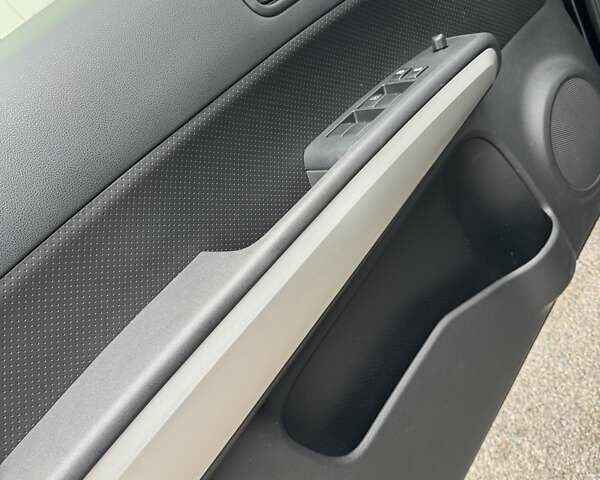 Черный Ниссан ИксТрейл, объемом двигателя 2 л и пробегом 11 тыс. км за 18500 $, фото 41 на Automoto.ua