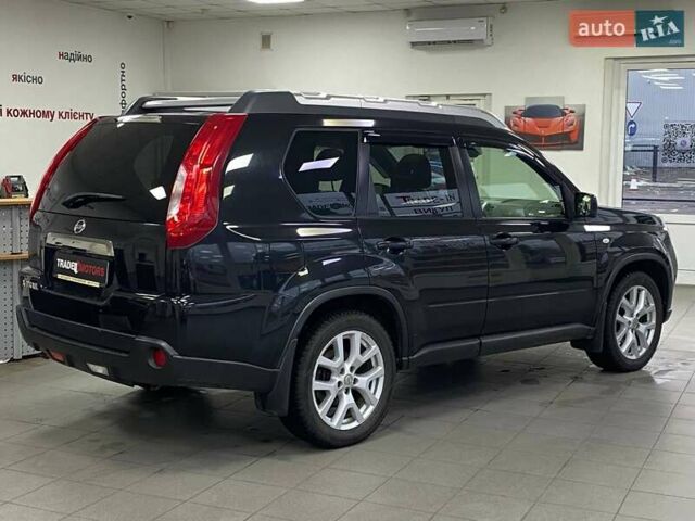 Чорний Ніссан ІксТрейл, об'ємом двигуна 2 л та пробігом 54 тис. км за 15490 $, фото 7 на Automoto.ua