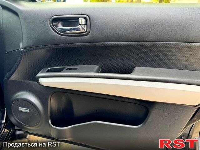 Черный Ниссан ИксТрейл, объемом двигателя 2.5 л и пробегом 159 тыс. км за 11780 $, фото 12 на Automoto.ua