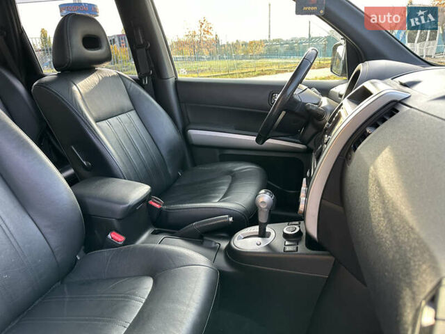 Чорний Ніссан ІксТрейл, об'ємом двигуна 2 л та пробігом 125 тис. км за 12999 $, фото 24 на Automoto.ua