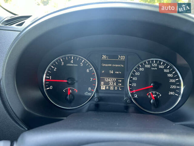 Черный Ниссан ИксТрейл, объемом двигателя 2 л и пробегом 125 тыс. км за 12300 $, фото 48 на Automoto.ua