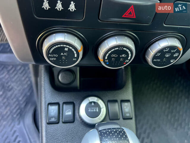 Черный Ниссан ИксТрейл, объемом двигателя 2 л и пробегом 125 тыс. км за 12300 $, фото 37 на Automoto.ua