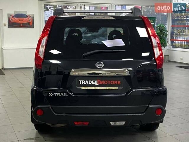Чорний Ніссан ІксТрейл, об'ємом двигуна 2 л та пробігом 54 тис. км за 15490 $, фото 10 на Automoto.ua