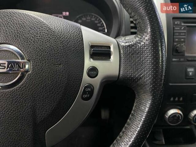 Чорний Ніссан ІксТрейл, об'ємом двигуна 2 л та пробігом 54 тис. км за 15490 $, фото 28 на Automoto.ua