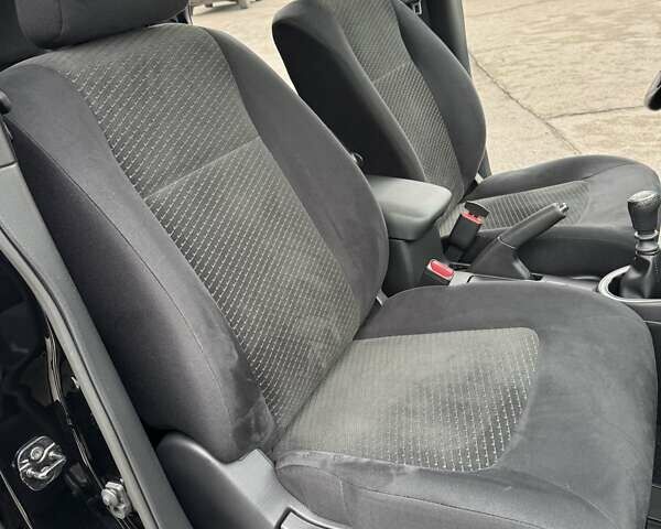 Черный Ниссан ИксТрейл, объемом двигателя 2 л и пробегом 11 тыс. км за 18500 $, фото 59 на Automoto.ua