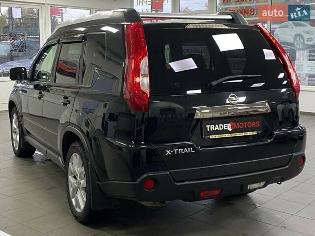 Чорний Ніссан ІксТрейл, об'ємом двигуна 2 л та пробігом 54 тис. км за 15490 $, фото 13 на Automoto.ua