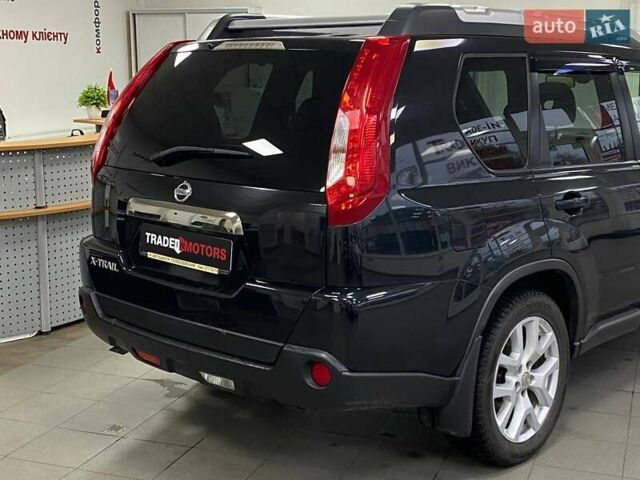 Чорний Ніссан ІксТрейл, об'ємом двигуна 2 л та пробігом 54 тис. км за 15490 $, фото 9 на Automoto.ua