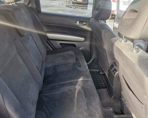 Черный Ниссан ИксТрейл, объемом двигателя 2 л и пробегом 114 тыс. км за 14000 $, фото 20 на Automoto.ua