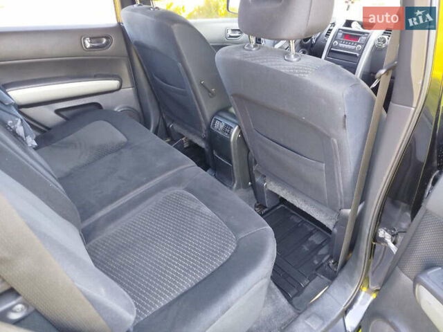 Чорний Ніссан ІксТрейл, об'ємом двигуна 2 л та пробігом 190 тис. км за 11700 $, фото 9 на Automoto.ua