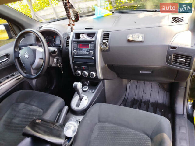 Чорний Ніссан ІксТрейл, об'ємом двигуна 2 л та пробігом 190 тис. км за 11700 $, фото 11 на Automoto.ua