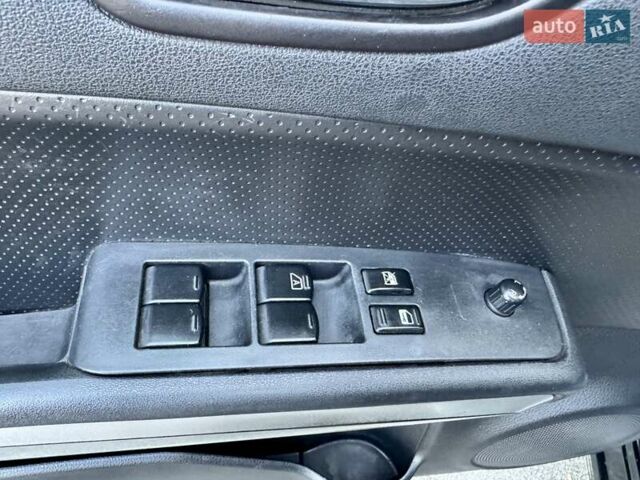 Чорний Ніссан ІксТрейл, об'ємом двигуна 2 л та пробігом 199 тис. км за 12990 $, фото 24 на Automoto.ua