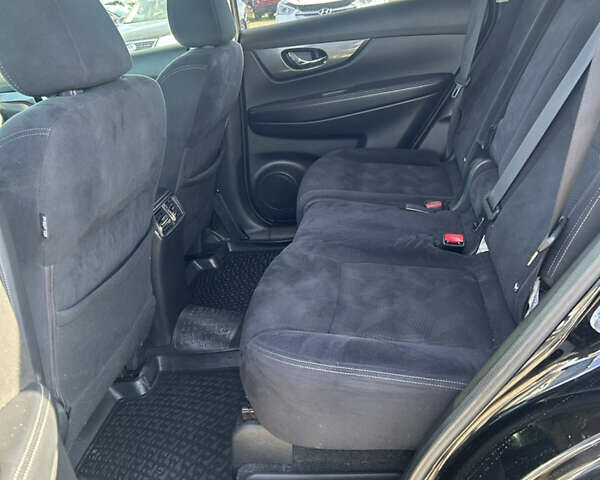 Чорний Ніссан ІксТрейл, об'ємом двигуна 1.6 л та пробігом 221 тис. км за 15800 $, фото 11 на Automoto.ua