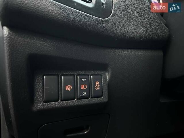 Черный Ниссан ИксТрейл, объемом двигателя 2 л и пробегом 250 тыс. км за 12990 $, фото 19 на Automoto.ua