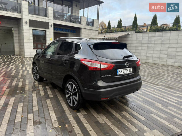 Черный Ниссан ИксТрейл, объемом двигателя 1.6 л и пробегом 130 тыс. км за 15300 $, фото 8 на Automoto.ua
