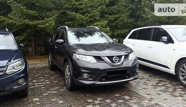 Черный Ниссан ИксТрейл, объемом двигателя 1.6 л и пробегом 230 тыс. км за 16000 $, фото 19 на Automoto.ua