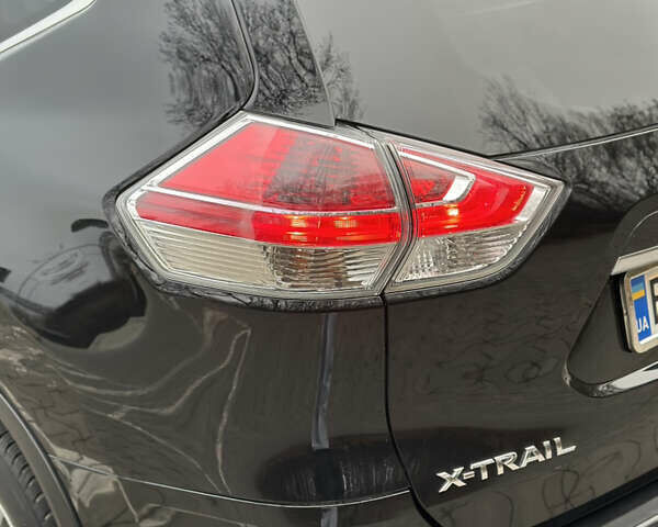 Черный Ниссан ИксТрейл, объемом двигателя 1.6 л и пробегом 200 тыс. км за 16300 $, фото 57 на Automoto.ua