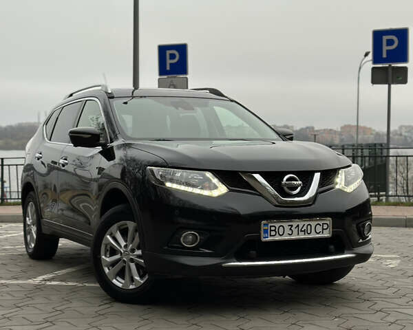 Черный Ниссан ИксТрейл, объемом двигателя 1.6 л и пробегом 200 тыс. км за 16300 $, фото 1 на Automoto.ua