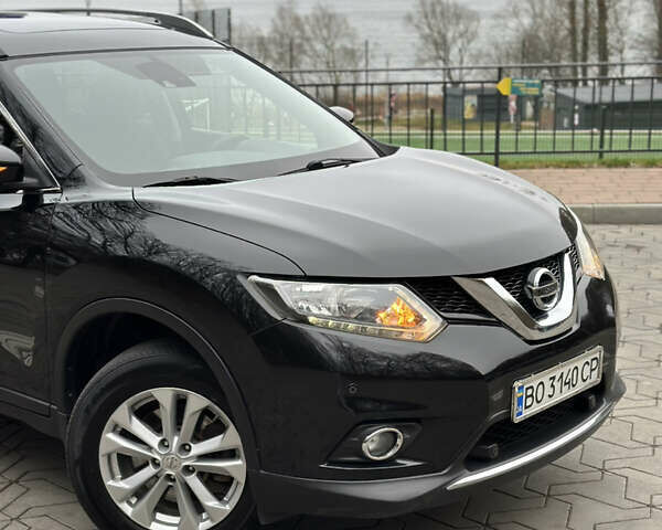 Черный Ниссан ИксТрейл, объемом двигателя 1.6 л и пробегом 200 тыс. км за 16300 $, фото 36 на Automoto.ua