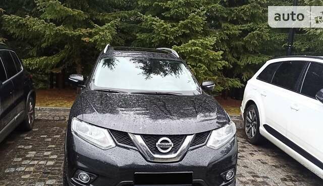 Черный Ниссан ИксТрейл, объемом двигателя 1.6 л и пробегом 230 тыс. км за 16000 $, фото 23 на Automoto.ua
