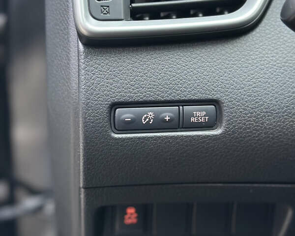 Черный Ниссан ИксТрейл, объемом двигателя 1.6 л и пробегом 200 тыс. км за 16300 $, фото 118 на Automoto.ua