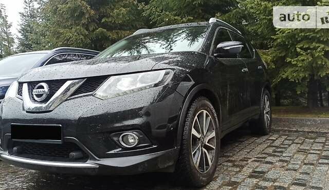 Черный Ниссан ИксТрейл, объемом двигателя 1.6 л и пробегом 230 тыс. км за 16000 $, фото 24 на Automoto.ua