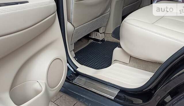 Черный Ниссан ИксТрейл, объемом двигателя 1.6 л и пробегом 230 тыс. км за 16000 $, фото 11 на Automoto.ua