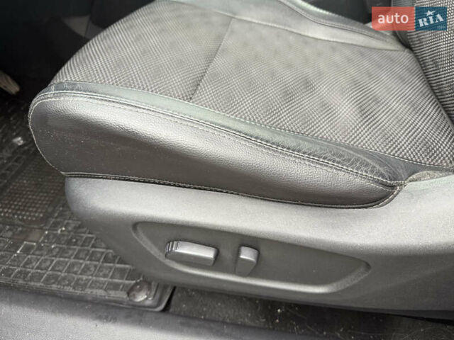 Черный Ниссан ИксТрейл, объемом двигателя 1.6 л и пробегом 130 тыс. км за 15300 $, фото 16 на Automoto.ua