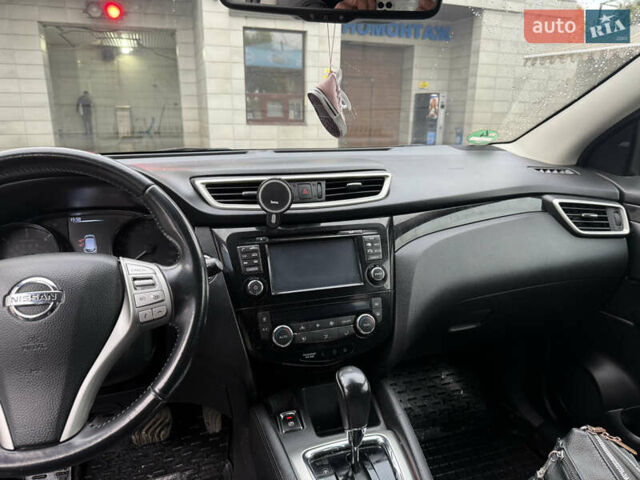 Черный Ниссан ИксТрейл, объемом двигателя 1.6 л и пробегом 130 тыс. км за 15300 $, фото 12 на Automoto.ua