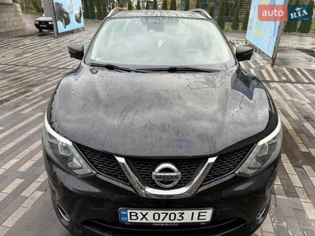 Черный Ниссан ИксТрейл, объемом двигателя 1.6 л и пробегом 130 тыс. км за 15300 $, фото 3 на Automoto.ua