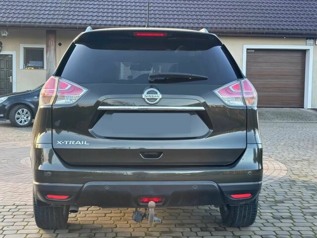 Черный Ниссан ИксТрейл, объемом двигателя 1.6 л и пробегом 78 тыс. км за 10900 $, фото 5 на Automoto.ua