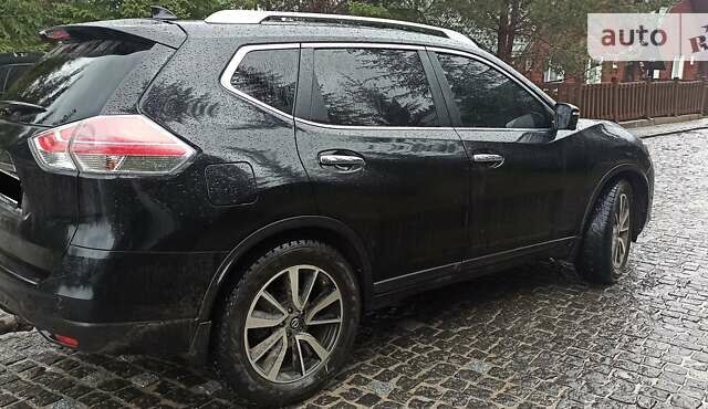 Черный Ниссан ИксТрейл, объемом двигателя 1.6 л и пробегом 230 тыс. км за 16000 $, фото 26 на Automoto.ua