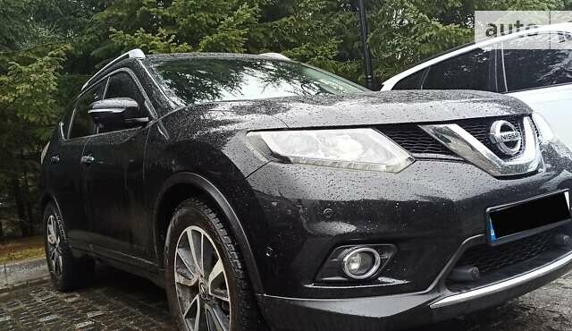 Черный Ниссан ИксТрейл, объемом двигателя 1.6 л и пробегом 230 тыс. км за 16000 $, фото 21 на Automoto.ua